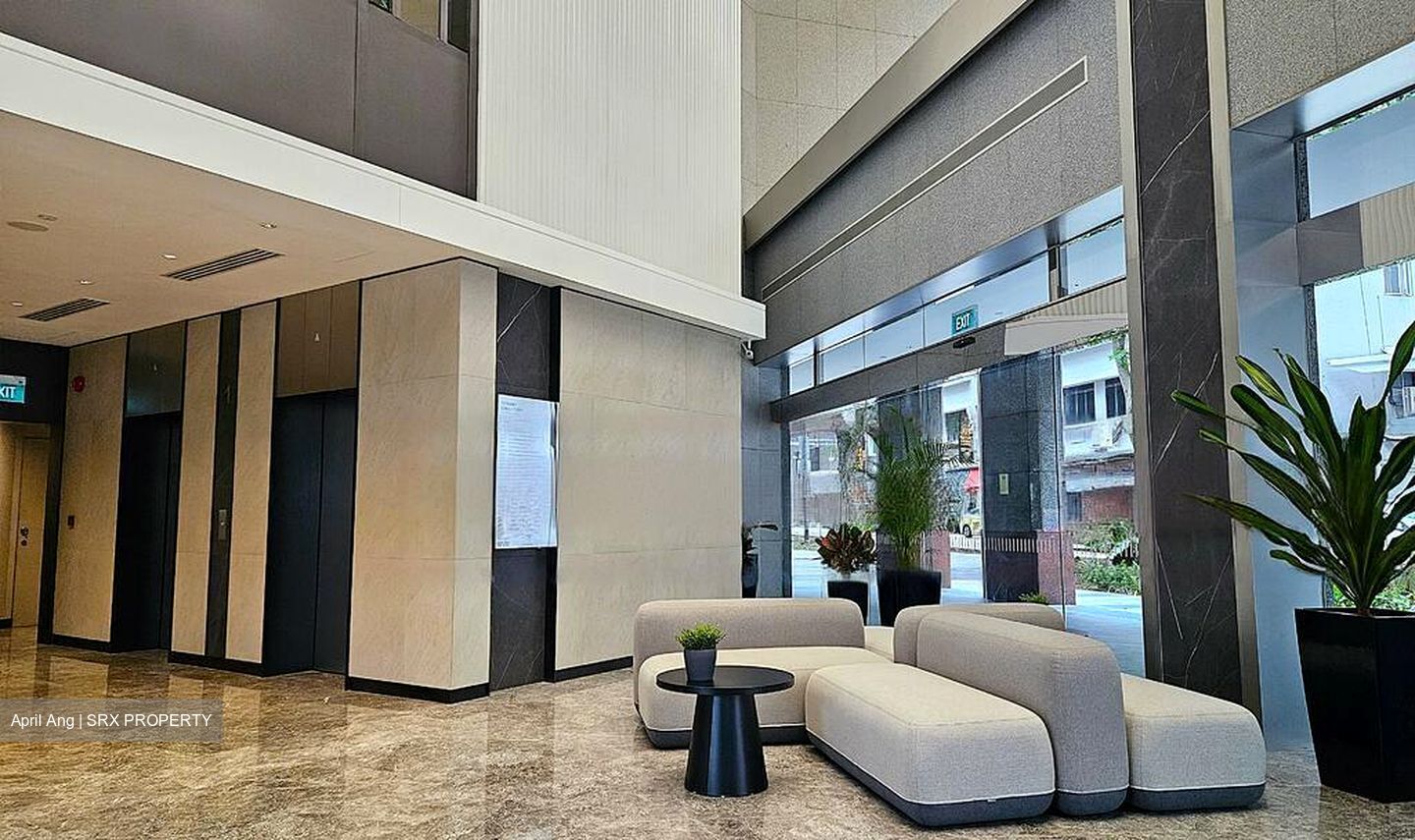 Abi Plaza (D2), Office #454216581